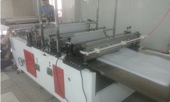 Çin Heat sealing polythene bag making machine , automatic bag making machine Tedarikçi